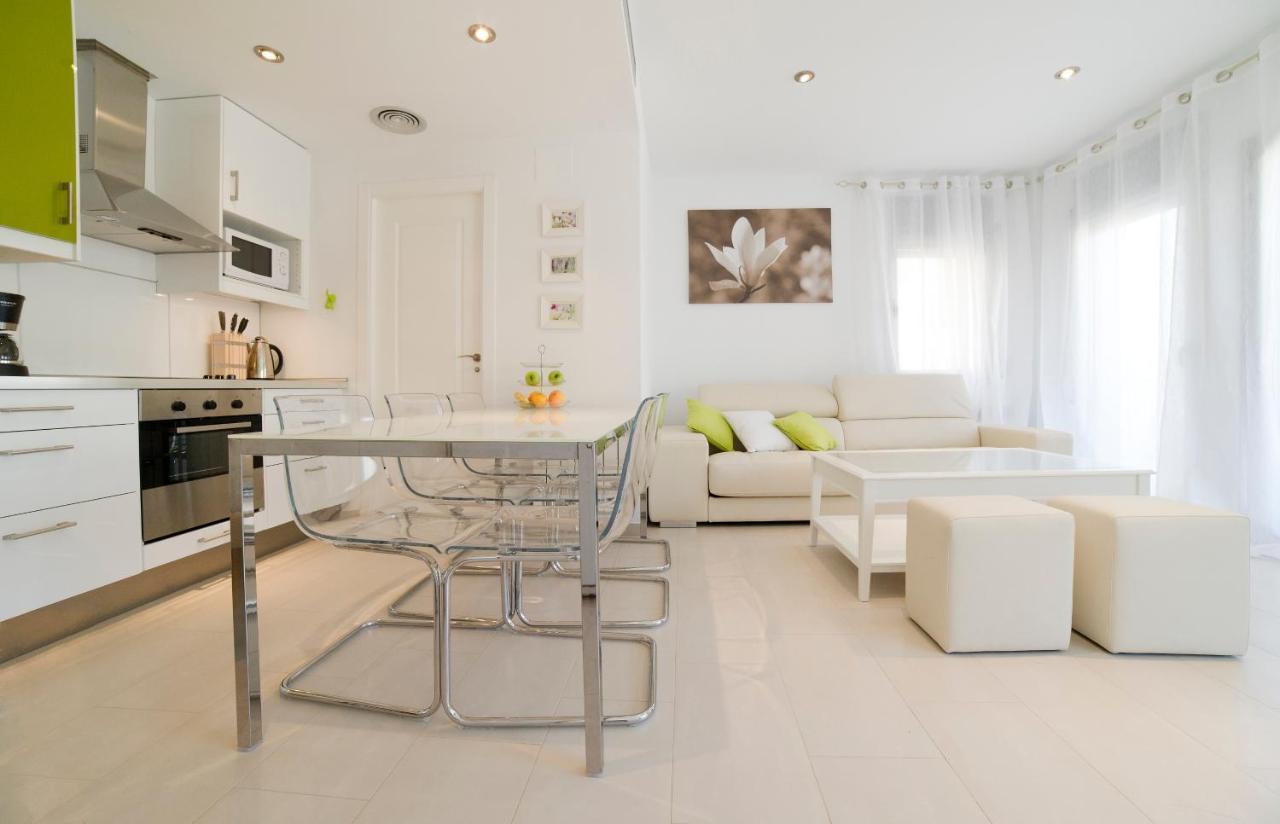 Tranquil Duplex In Sitges, Barcelona,sea Views, Parking, Terrace Appartement