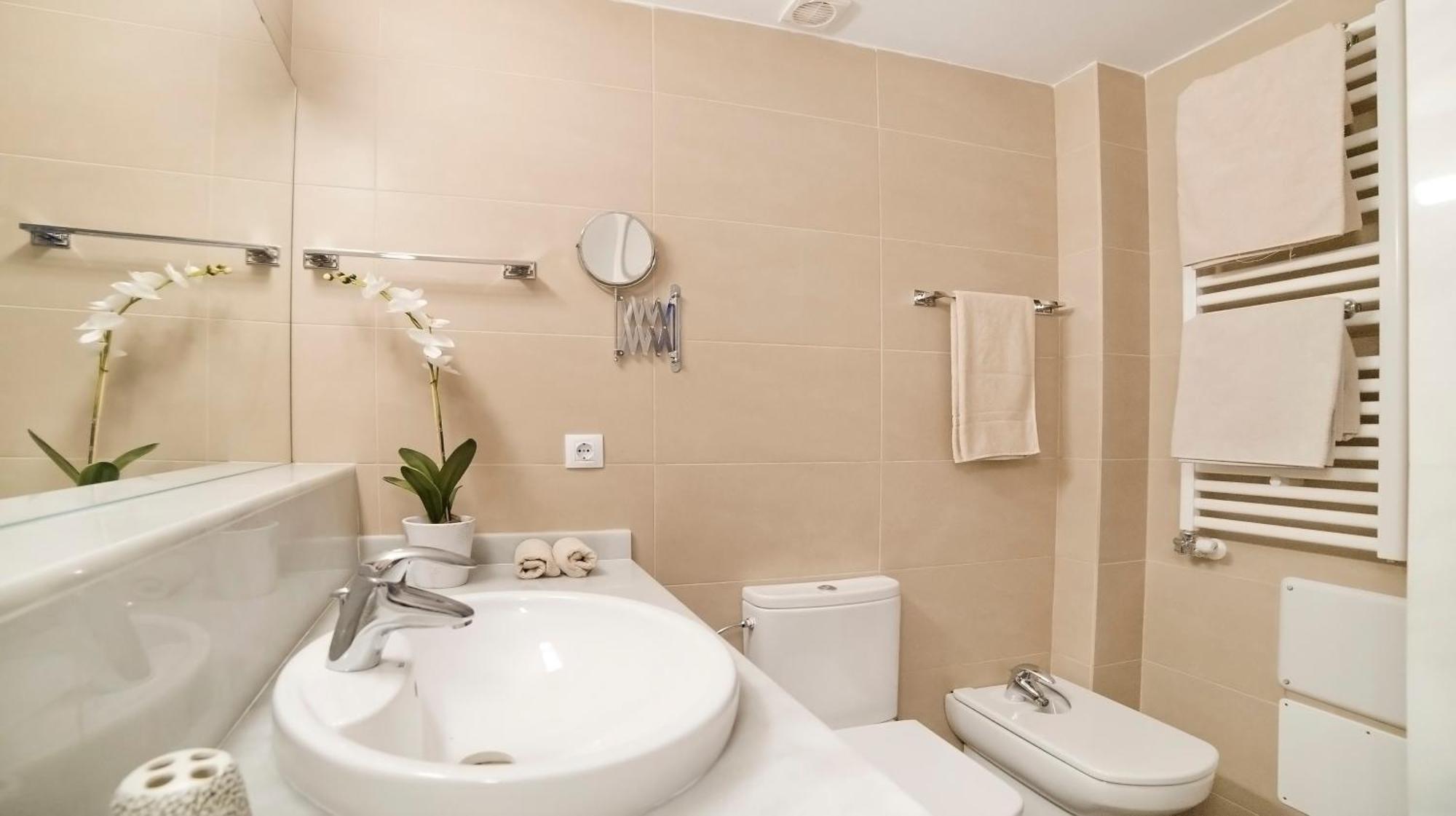Appartement Tranquil Duplex In Sitges, Barcelona,sea Views, Parking, Terrace *